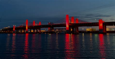 governor lamont q bridge to be illuminated red in honor of health