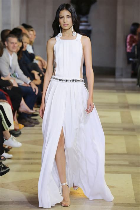 your bridal shower outfit from carolina herrera spring