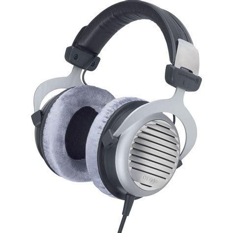 beyerdynamic dt  edition headphones  ohm  demo gearmusic