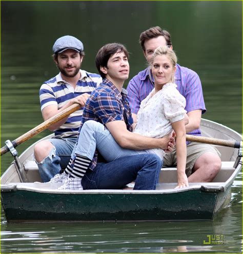 drew barrymore and justin long rowboat kissing photo 2107661 drew barrymore justin long