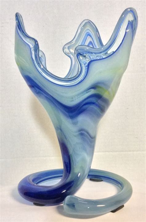 Murano Italian Hand Blown Clear Blue And White Swirl Art Glass Ruffled