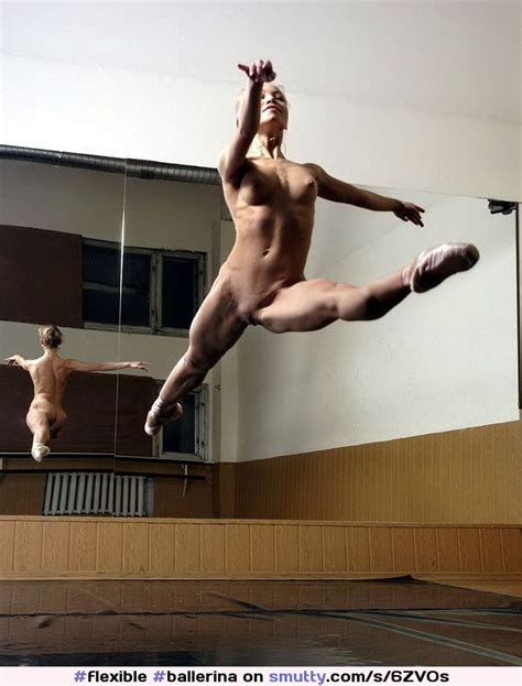 Flexible Ballerina Naked