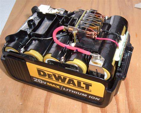 type  terminal    dewalt  battery rdiyelectronics