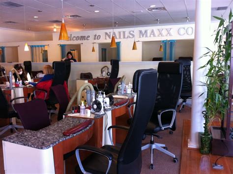 nails maxx    reviews nail salons  centre st