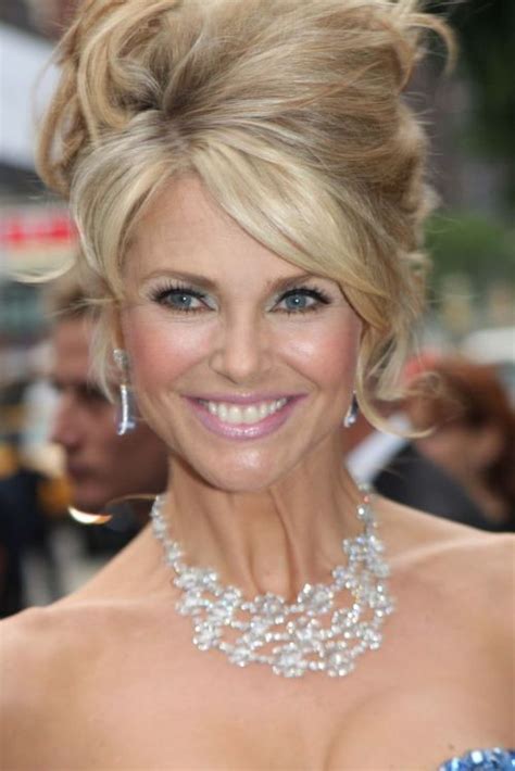 christie brinkley hairstyles 22 appealing haircuts for 2017