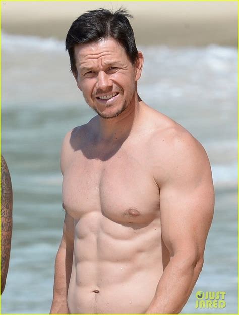 mark wahlberg flaunts chiseled abs on new year s day