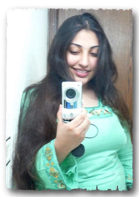 Self Taken Photos Self Camera Posing Girls ~ Pakistani Beauties