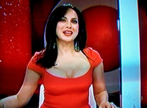 sexy news babes short skirts and cleavage galore carmen