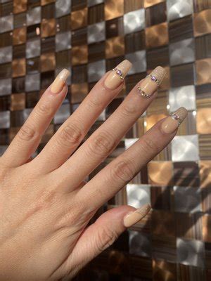 world nails day spa updated      reviews