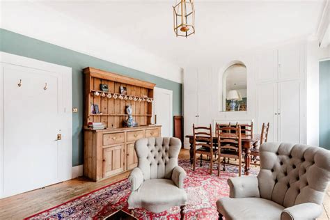 airbnbs  london  top    city staycation glamour uk