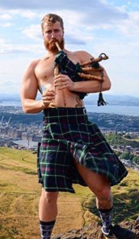 Pin By Monique On Dudes In Kilts Men In Kilts Hot Scottish Men
