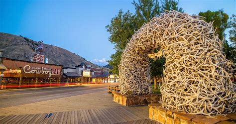 jackson hole complete guide  wyomings