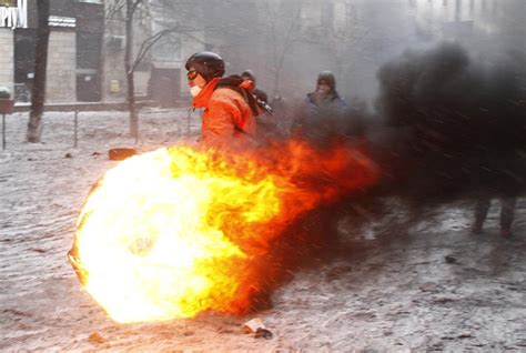 the battle in kiev two killed in ukraine protest the atlantic