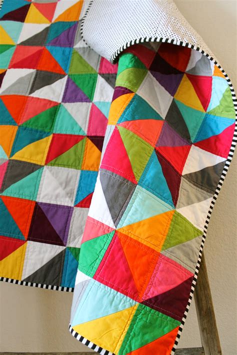 craftyblossom rainbow baby quilt