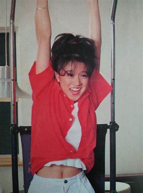 2019 年の「埋め込み 中森明菜 akina nakamori 1980s idolo 明菜」 80년대 패션、패션、스타일
