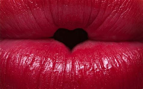 3840x2160px 4k free download heart red mouth black valentine