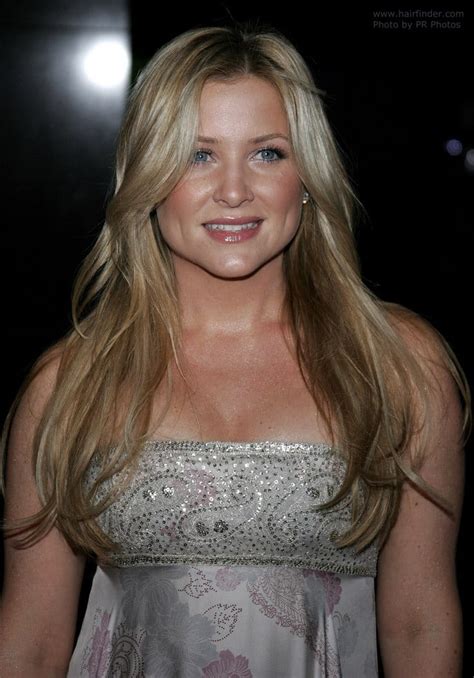 38 hot pictures of jessica capshaw from grey s anatomy are irresistible