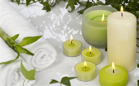 enjoyable hot spa white  green candles   clean  simple