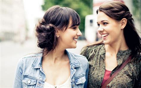 top 10 best lesbian dating sites and apps in 2019