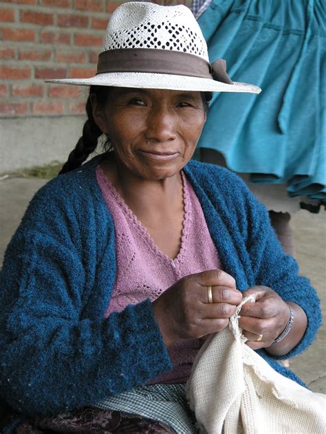 bolivian woman sewing mujer boliviana cosiendo entre to… flickr