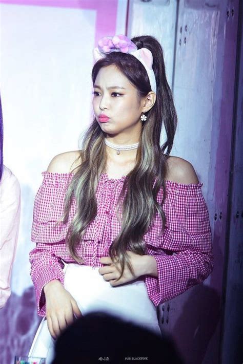 10 times blackpink s jennie showed off her pretty