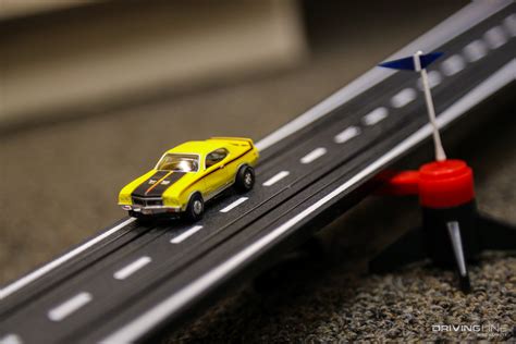 slot cars  rediscovering  fun  miniature racing  auto