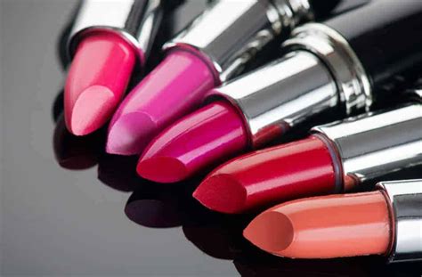 types  lipstick