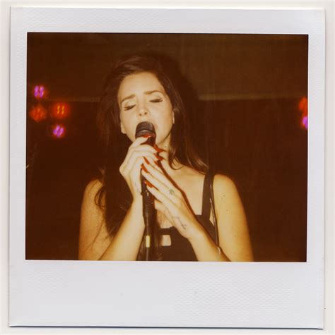 Handm Hosts A Private Concert With Lana Del Rey At The Wooly