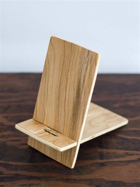 awesome wood handicraft         diy phone stand diy phone holder
