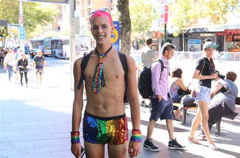 mardi gras 2016 oxford street awash with colour and messages of equality acceptance abc news