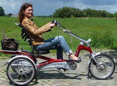 duofiets tandem rolstoelfiets en driewielfiets volwassenen huren op texel van raam