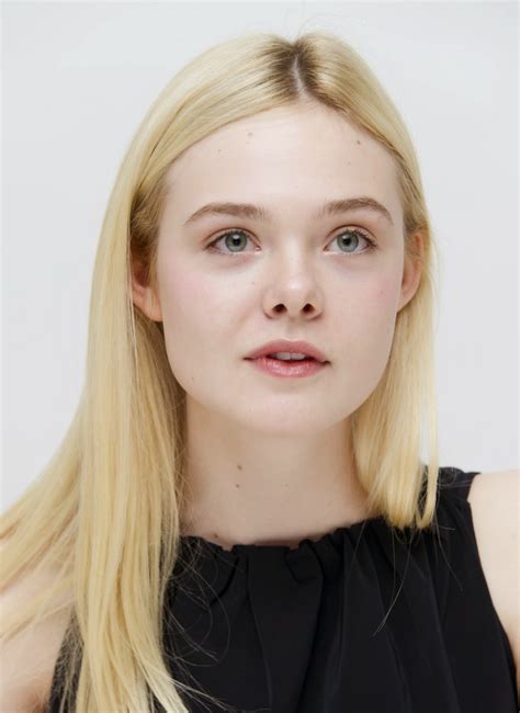 elle fanning milky white beauty maleficent portraits hot celebrity picture gallery