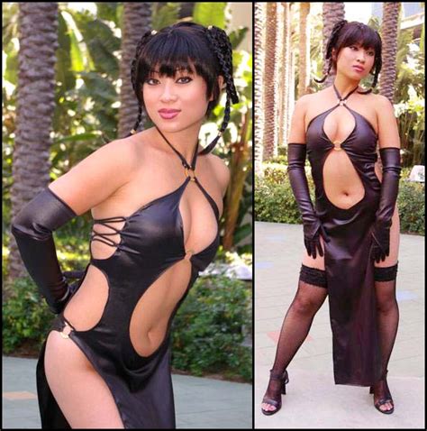 Yaya Han Cosplay Cleavage Pictures 16 Pics Sexy Youtubers