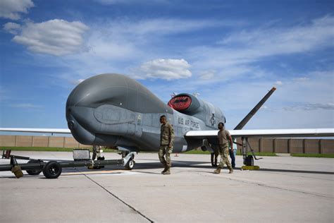 set  retired global hawk drones coming  grand sky   repurposed  hypersonic