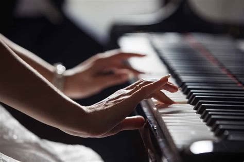 websites  learn piano lessons    paid cmuse