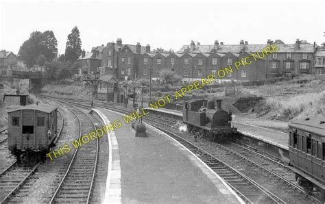 cowes railway station photo newport line isle of wight 2