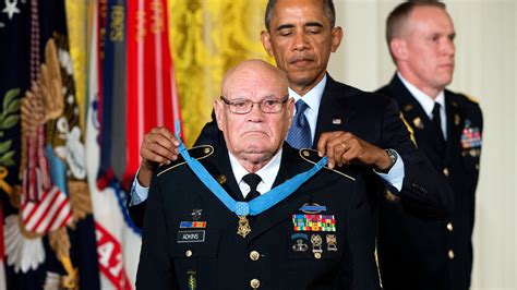 Medal Of Honor Awarded To 2 Vietnam Era Soldiers The New York Times