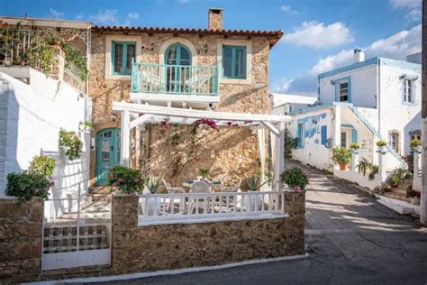 mediterranean house   airbnb rental  crete decoholic