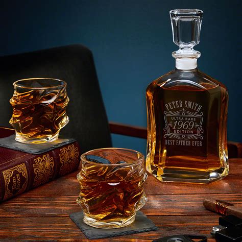 ultra rare edition custom whiskey decanter set  sculpted glasses