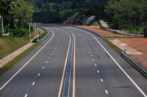 treating  turns    lane highway wrong driving