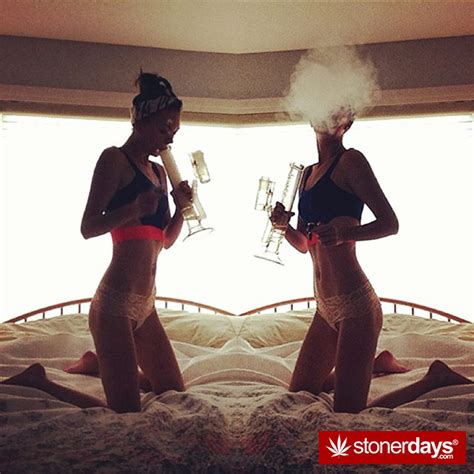 Weed Loves Bongs Stoner Pictures Updated Daily