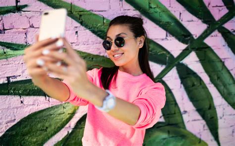 what is influencer marketing everything you need to know