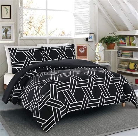 20 items every guy needs for his dorm guy dorm rooms comforter sets dorm
