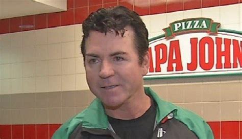 Papa John S Ceo Apologizes To Customers In Wake Of