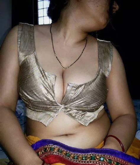 desi bhabhi blouse bra panty sexy images fat aunty nude belly