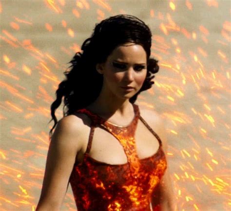 the hunger games catching fire review roundup jennifer