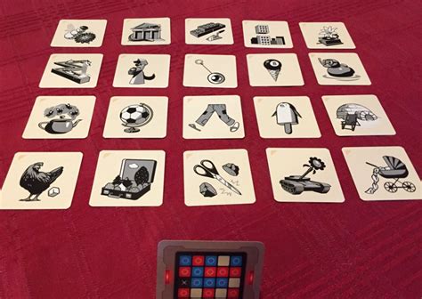 Codenames Pictures Is Better Than The Original The Board