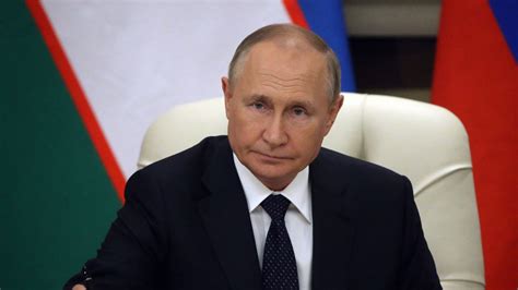 Russia Calls Vladimir Putin Snub For Queen S Funeral Immoral And