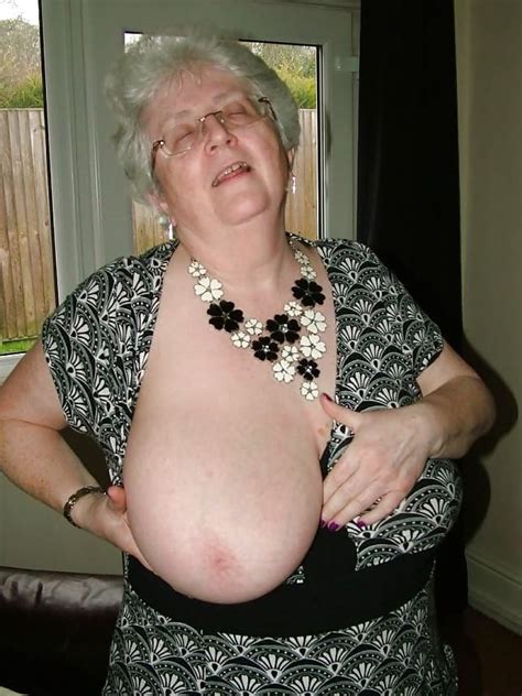 Granny Caroline Shows Her Cunt And Huge Tits 13 Pics