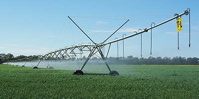 benefits  hydraulic driven centre pivot  linear irrigators water dynamics